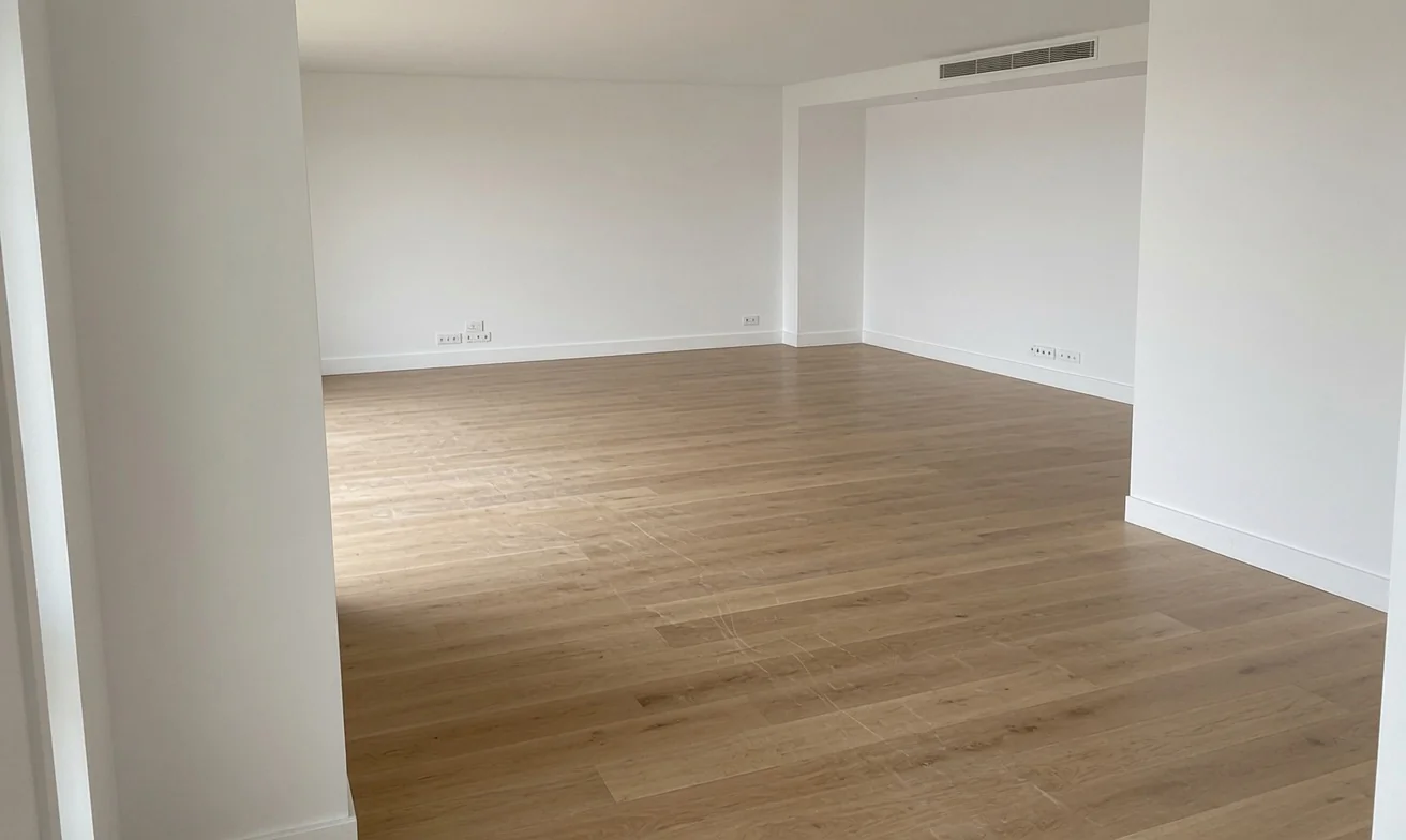 Prachtig geschilderde woonkamer in bosgroen